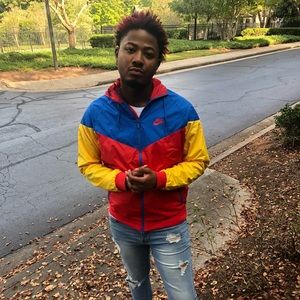 Meet your Posher, Kenneth